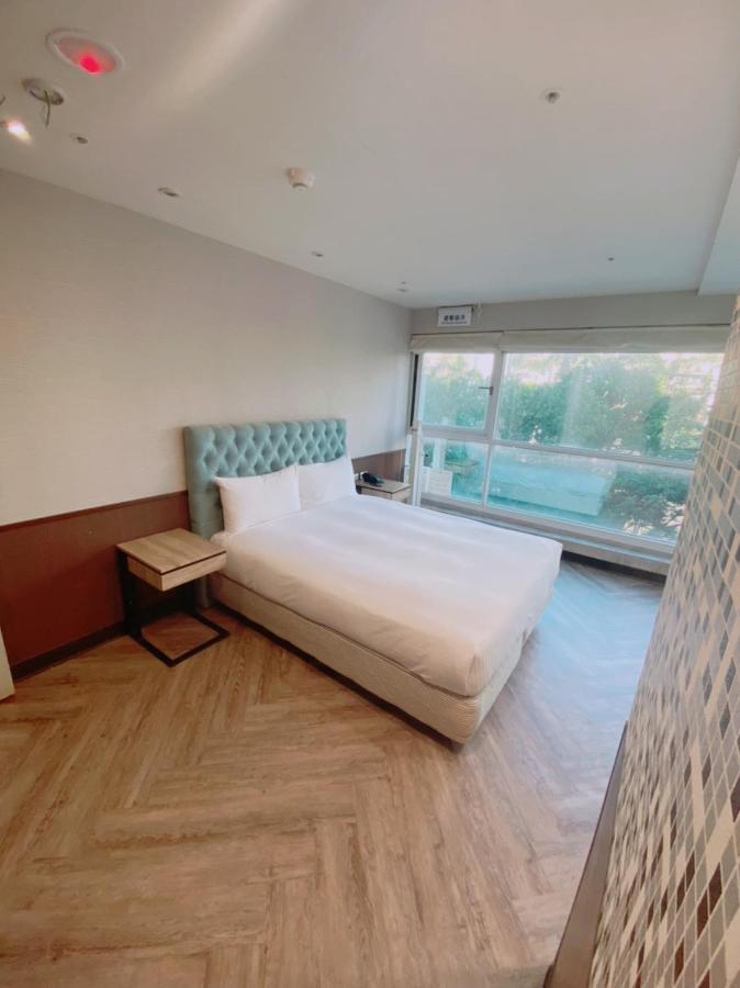 Ximen Garden Inn Тайбэй Экстерьер фото